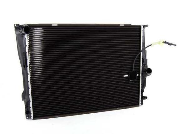 BMW E90 BMW E92 E93 Radiator