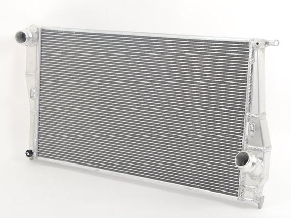 Aluminum Radiator 17117558480 MMRAD-E90-07